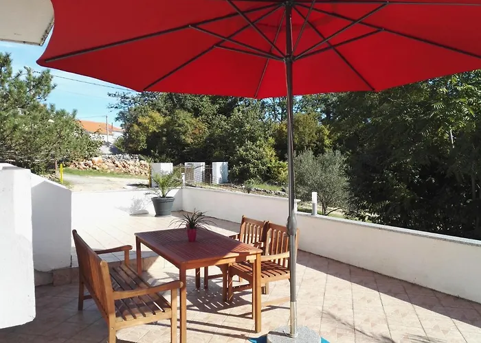 Risika Apartmani アパート *